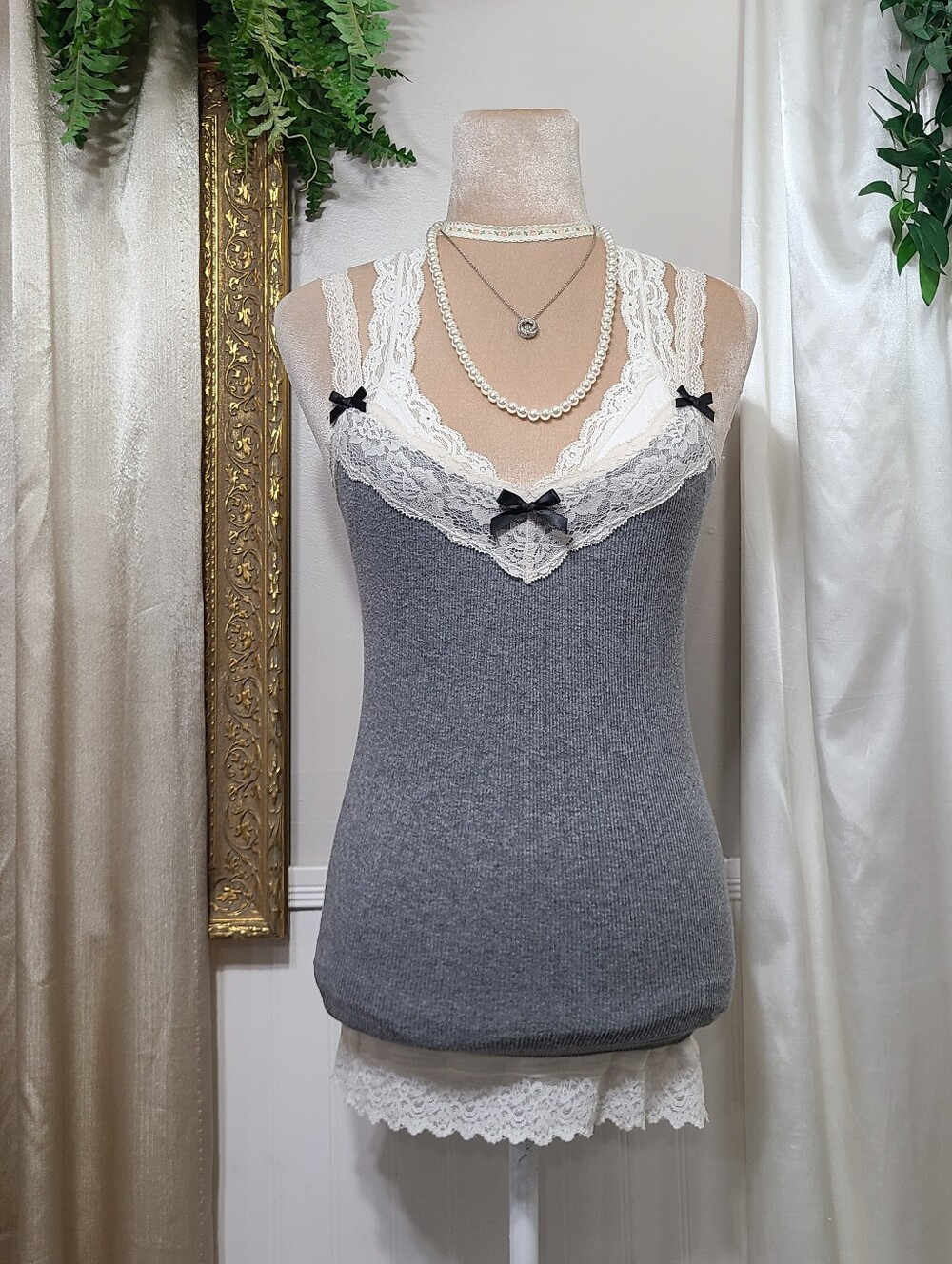 Abercrombie ♡ Y2K ♡ Grey & Cream Lace Cami Black Satin Bows Romantic Goth